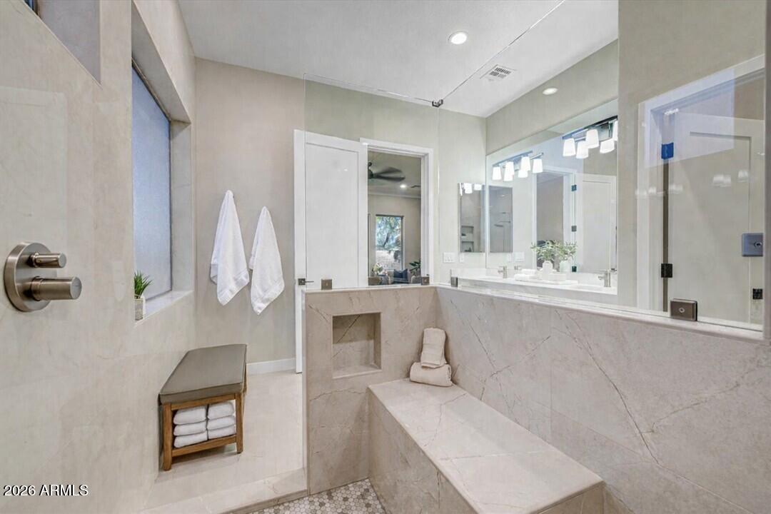 12170 West Eagle Ridge Lane Peoria, AZ 85383 - Photo 14 of 35 Primary Shower Bench