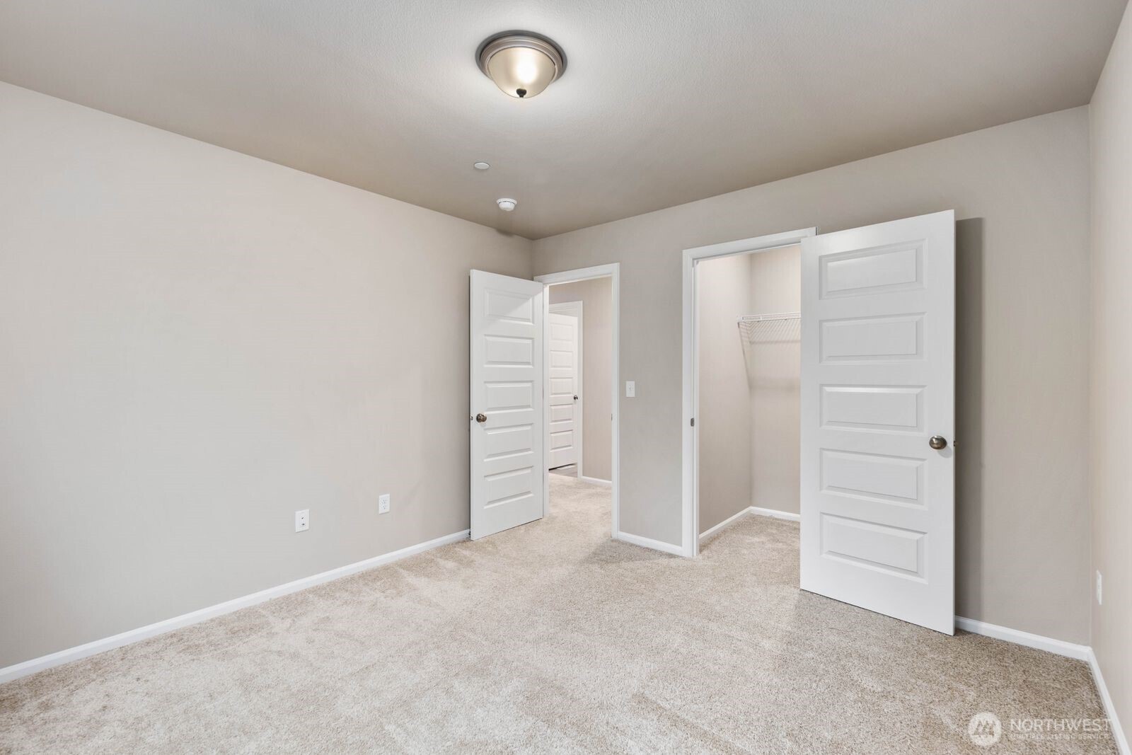 1214 Baker Hts Loop Bremerton, WA 98312 - Photo 28 of 38 an empty room with a empty space