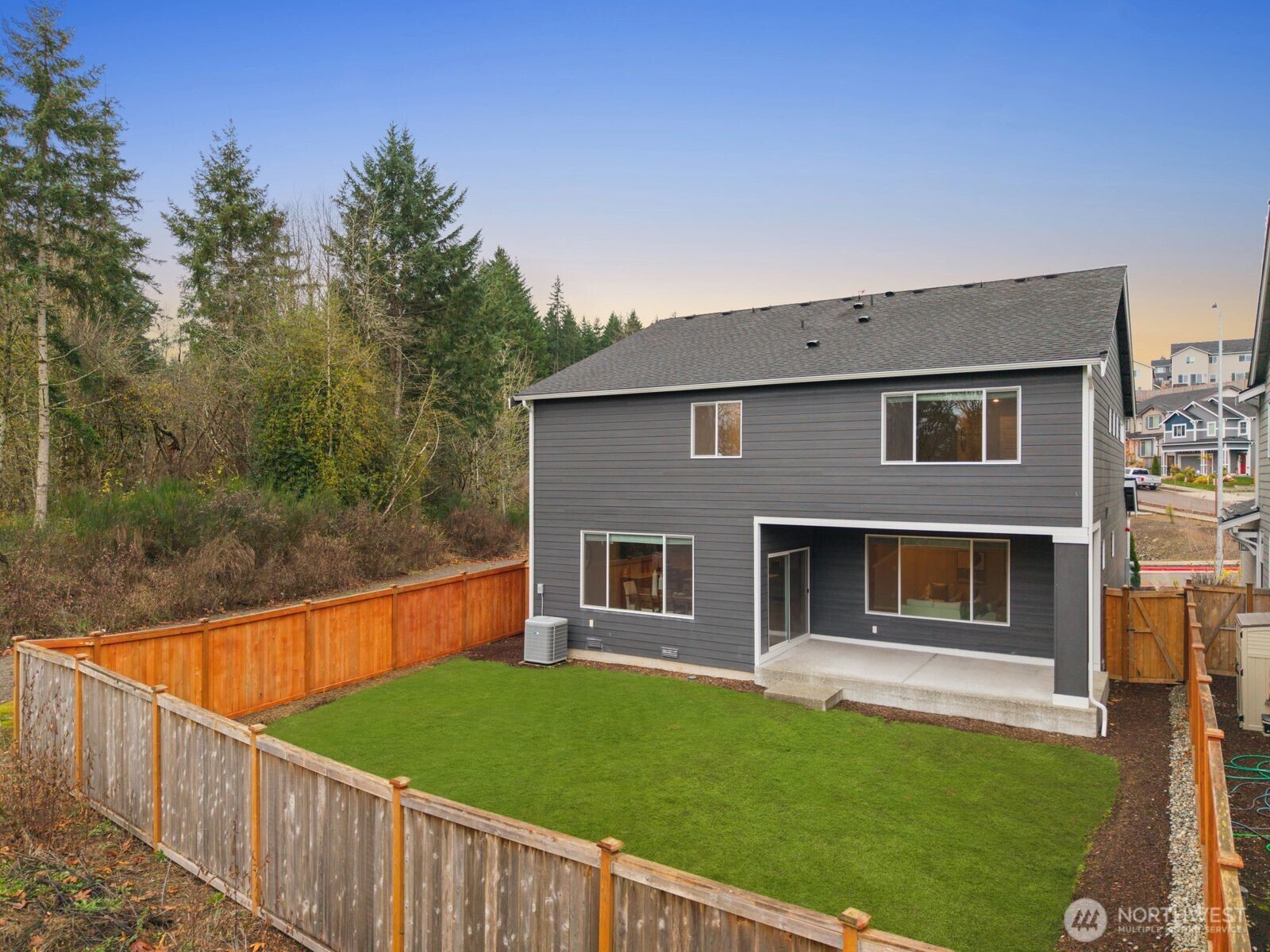 1214 Baker Hts Loop Bremerton, WA 98312 - Photo 33 of 38