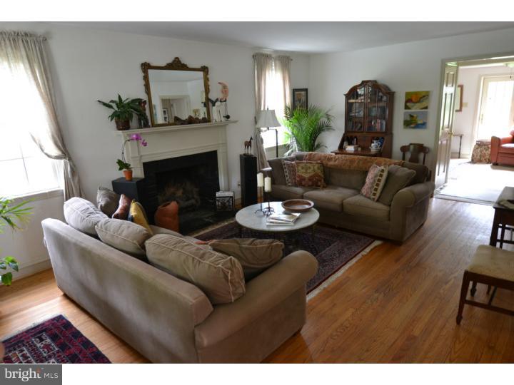 714 Harvard Road Bala Cynwyd, PA 19004 - Photo 4 of 24 Living Room