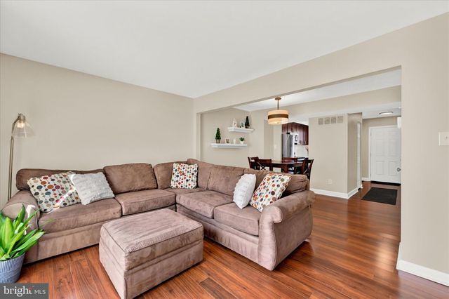 $240,000 | 6 Painters Place, Unit 6, Owings Mills, MD 21117