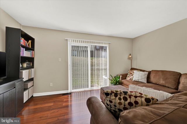 $240,000 | 6 Painters Place, Unit 6, Owings Mills, MD 21117