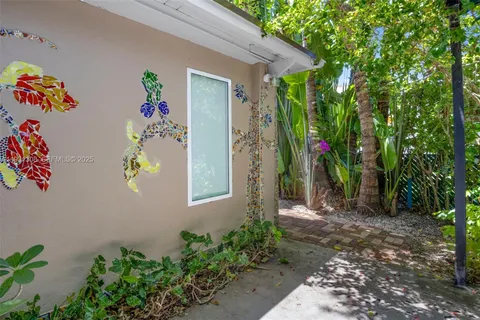 a view of a outdoor space