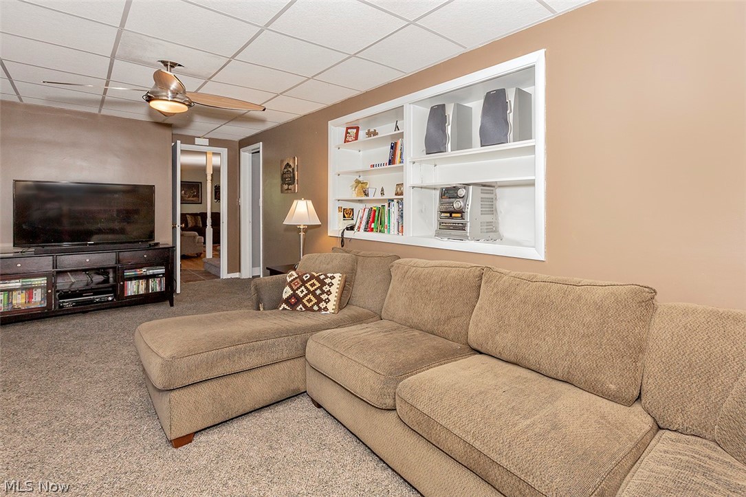 1119 Croyden Road Lyndhurst, OH 44124 - Photo 18 of 35