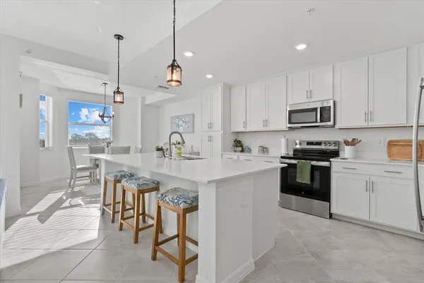 $5,000 | 17570 Opal Sand Drive, Unit 302, Venice, FL 34293