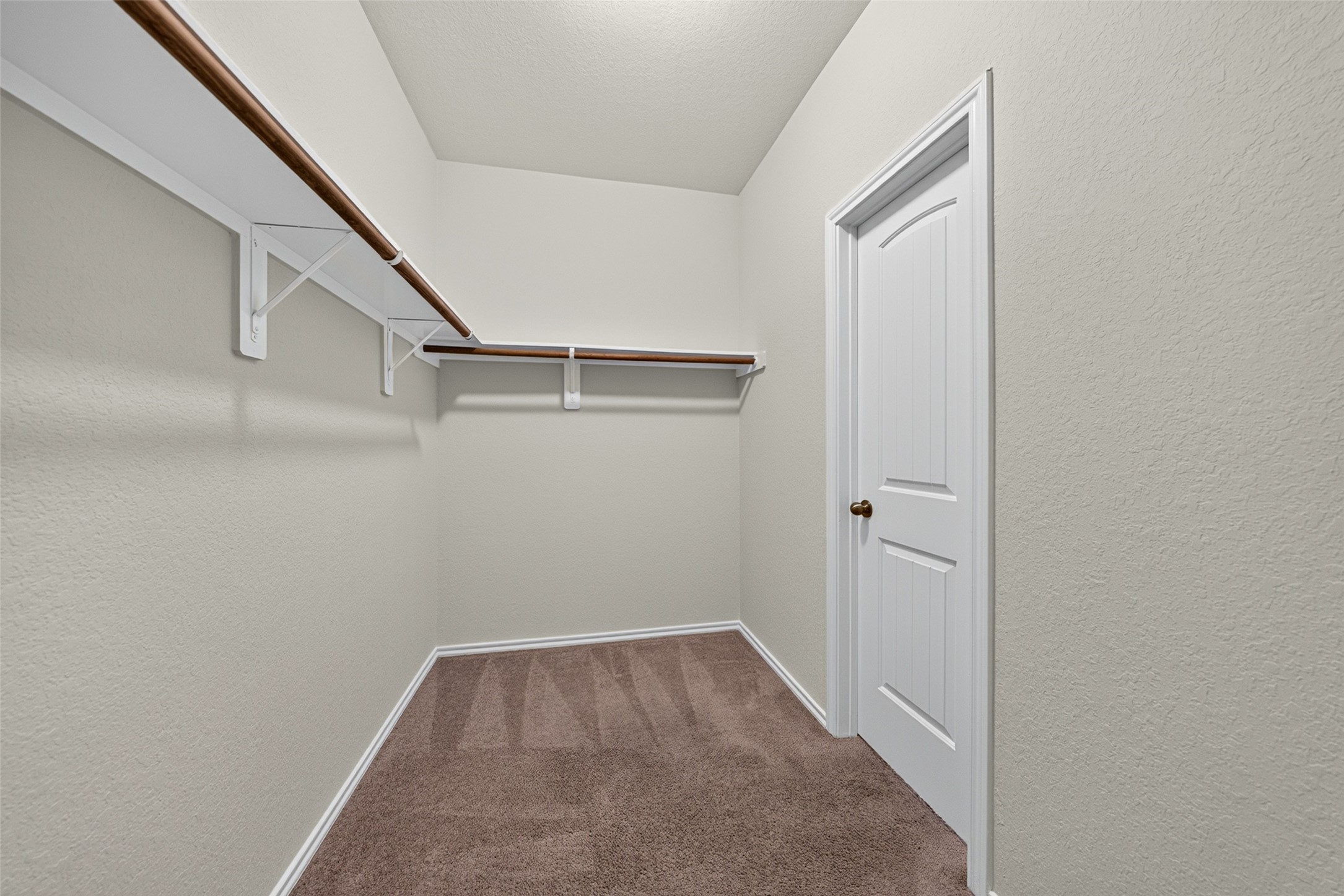 19023 Pinewood Point Lane Tomball, TX 77377 - Photo 14 of 44 Gallery Image 14