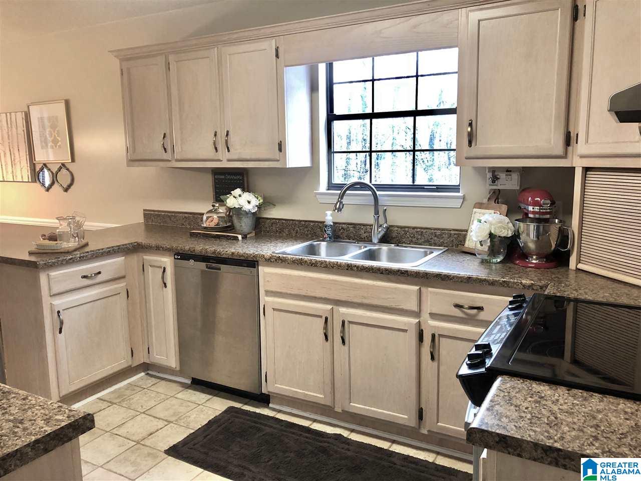 618 3rd Avenue Pleasant Grove, AL 35127 - Photo 12 of 22
