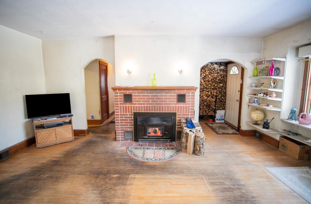342 Main Street Orono, ME 04473 - Photo 6 of 40 IMG_0307