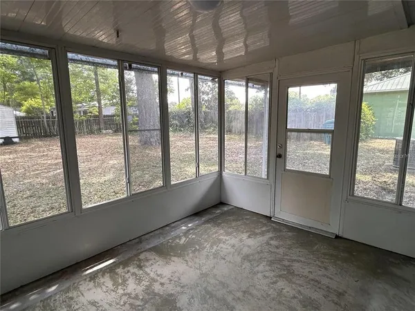 $1,200 | 911 Northwest 4th Avenue, Chiefland, FL 32626