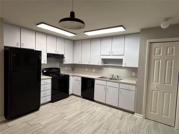 $1,200 | 911 Northwest 4th Avenue, Chiefland, FL 32626