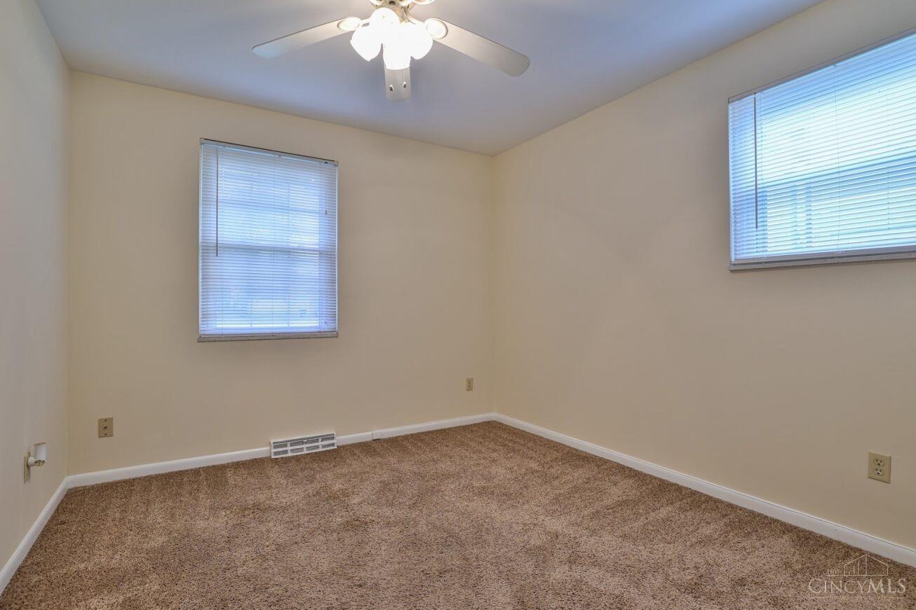 11256 Pippin Road Cincinnati, OH 45231 - Photo 19 of 27