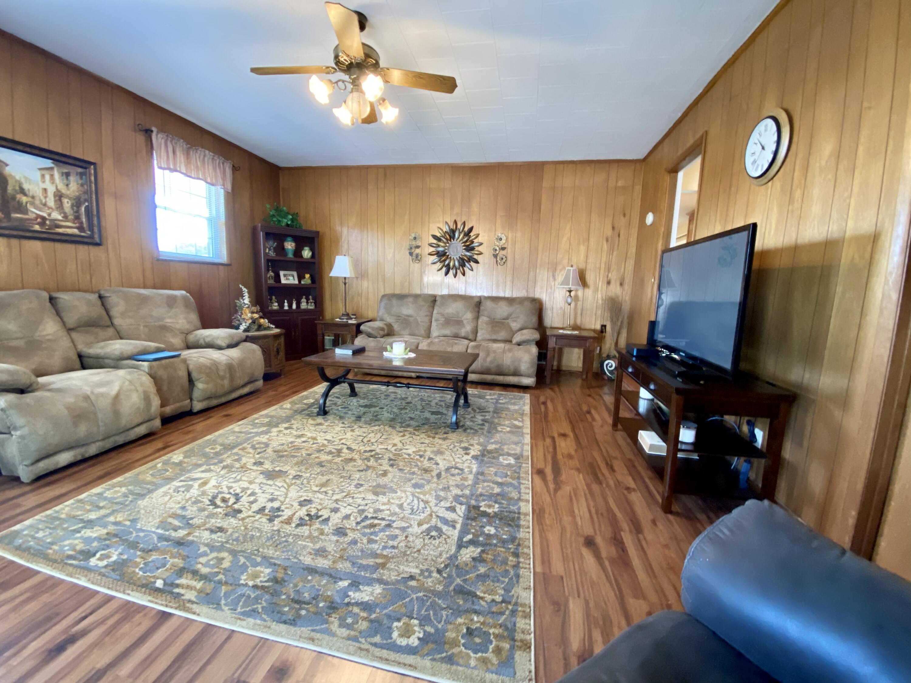 10848 Mountain Road Luttrell, TN 37779 - Photo 14 of 39 DEN