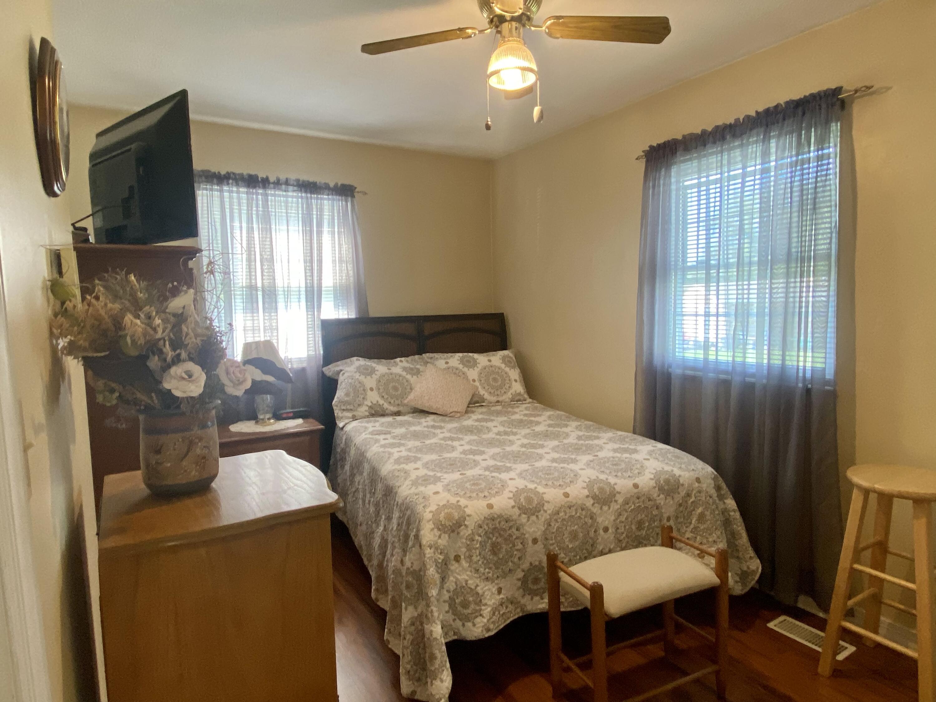 10848 Mountain Road Luttrell, TN 37779 - Photo 33 of 39 BEDROOM 3