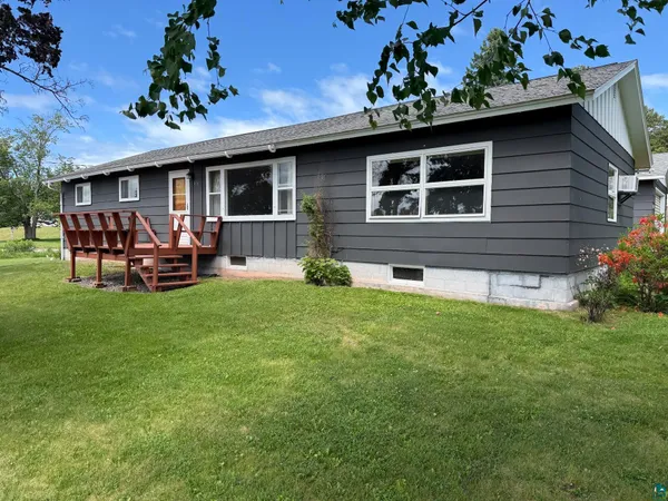 $249,900 | 111 East 7th Street, Washburn, WI 54891