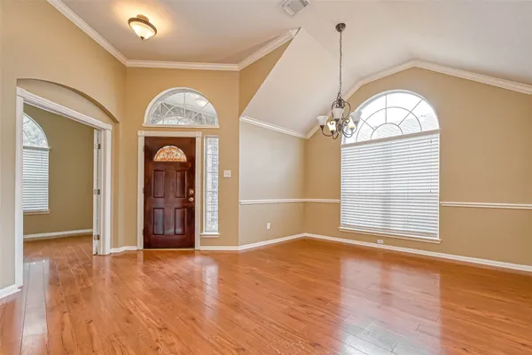 $2,000 | 18039 Parkwille Lane, Cypress, TX 77433