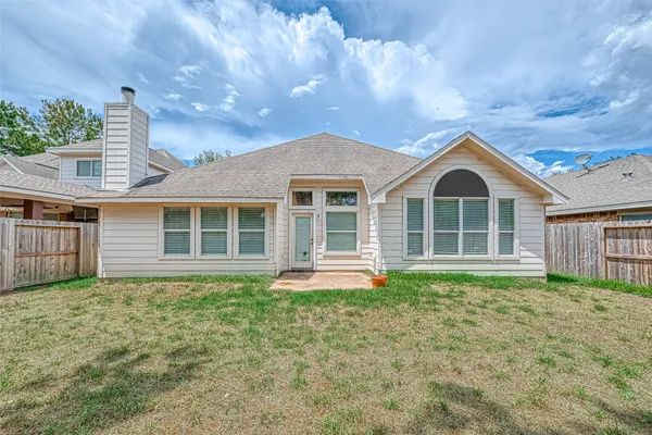 $2,000 | 18039 Parkwille Lane, Cypress, TX 77433