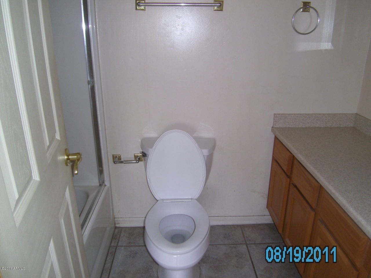 4111 East Phelps Road Phoenix, AZ 85032 - Photo 17 of 32 Bathroom 1