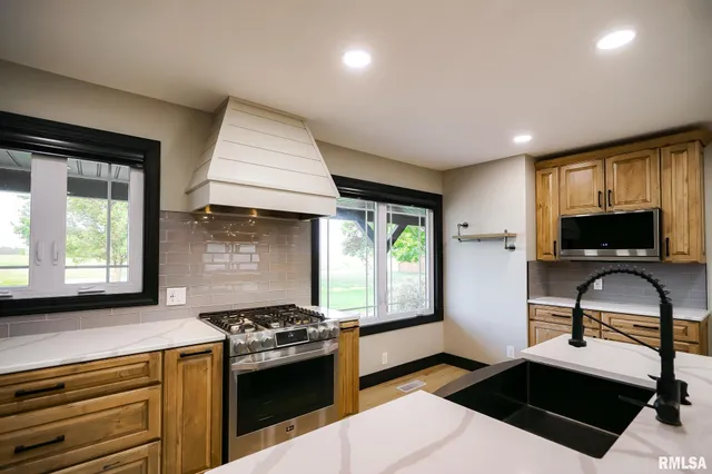 $479,900 | 9825 North Route 91, Peoria, IL 61614