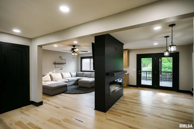 $479,900 | 9825 North Route 91, Peoria, IL 61614