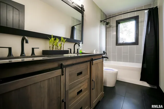 $479,900 | 9825 North Route 91, Peoria, IL 61614