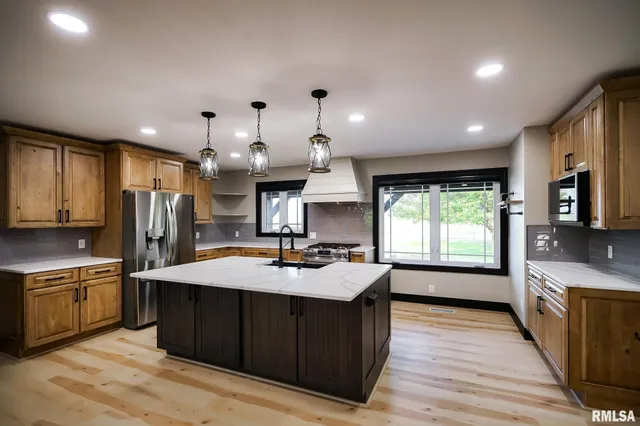 $479,900 | 9825 North Route 91, Peoria, IL 61614