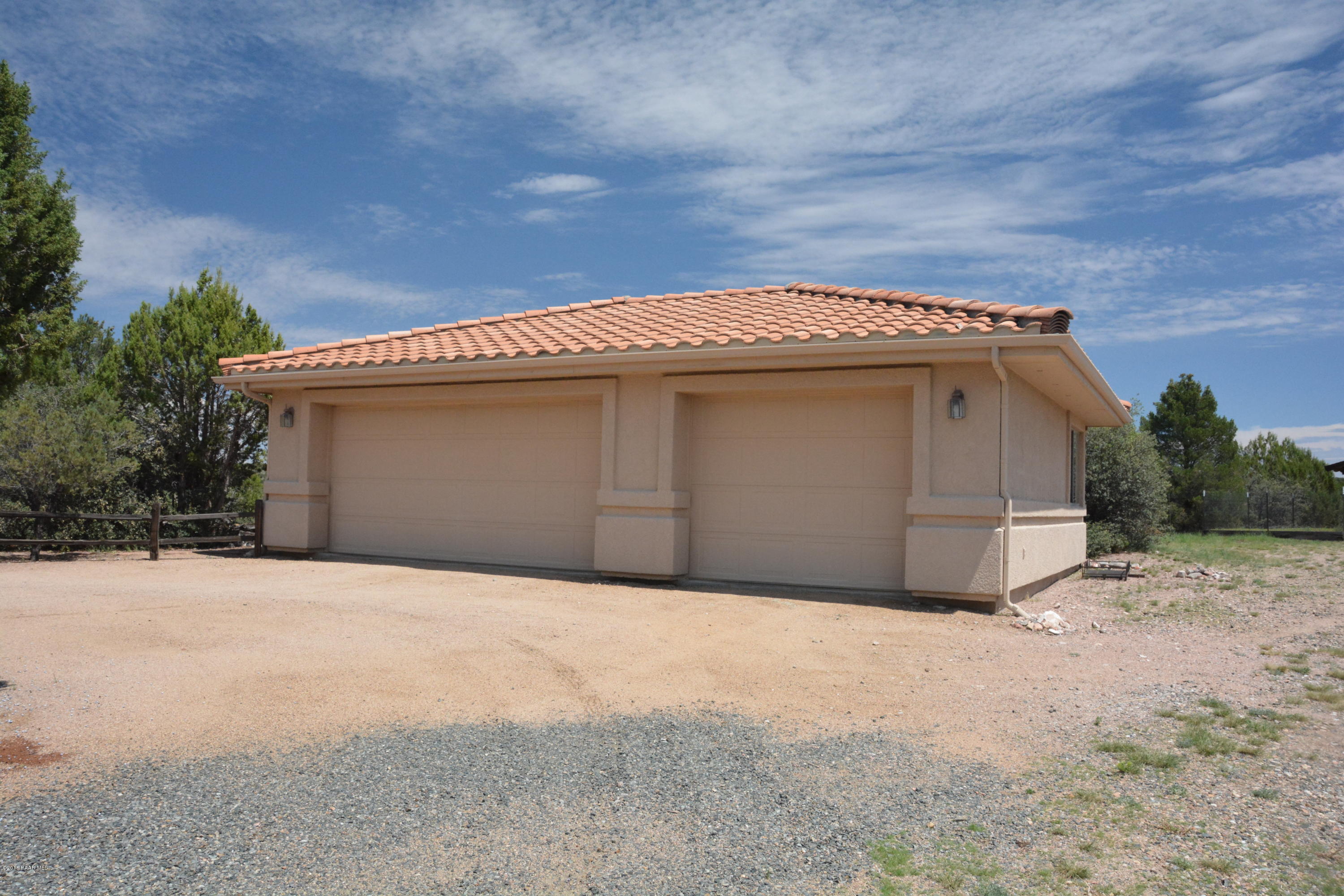 7200 Dillon Wash Road Prescott, AZ 86305 - Photo 9 of 47 a view of a garage with a sink