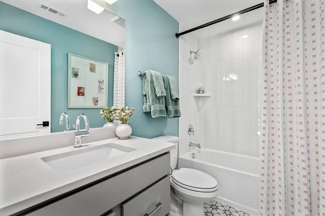 $1,249,990 | 6001 Elliott Court, Arrington, TN 37014