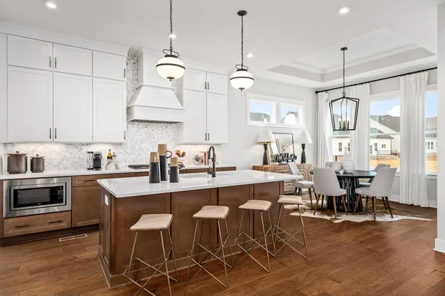 $1,249,990 | 6001 Elliott Court, Arrington, TN 37014