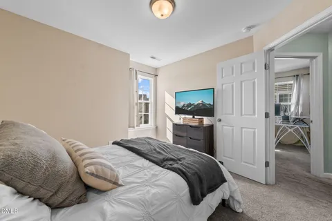 $350,000 | 908 Consortium Drive, Raleigh, NC 27603