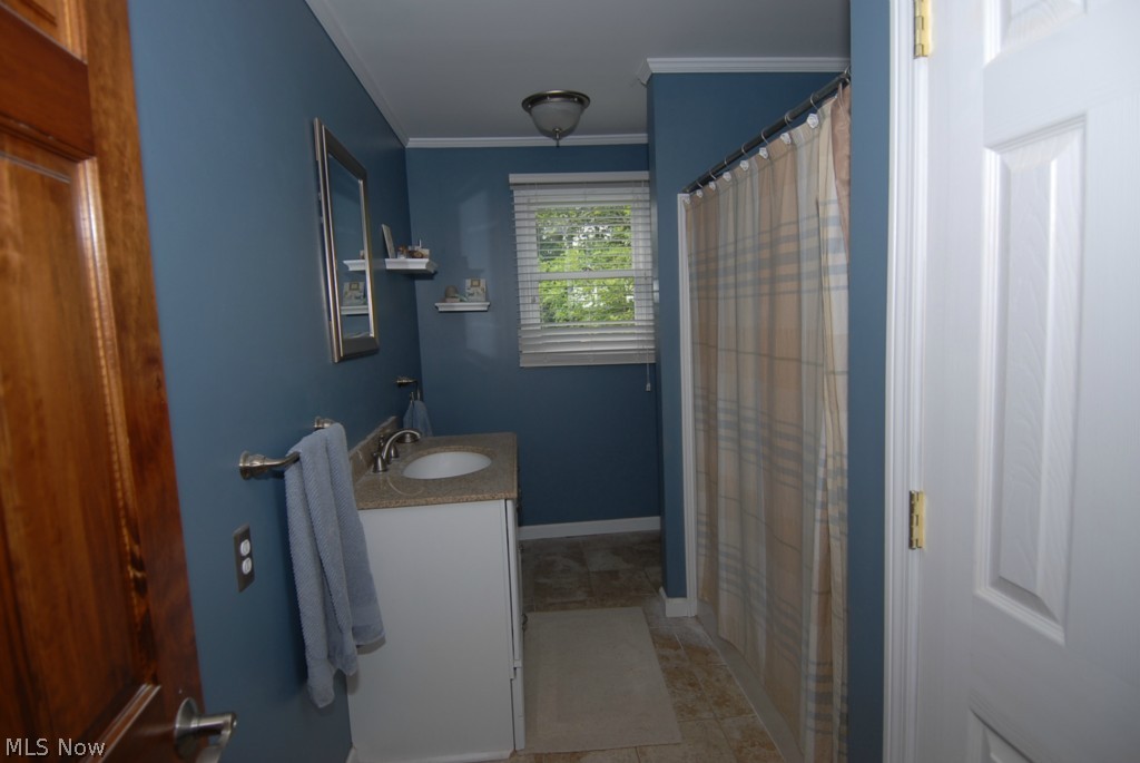 7300 Ridge Road Zanesville, OH 43701 - Photo 4 of 18