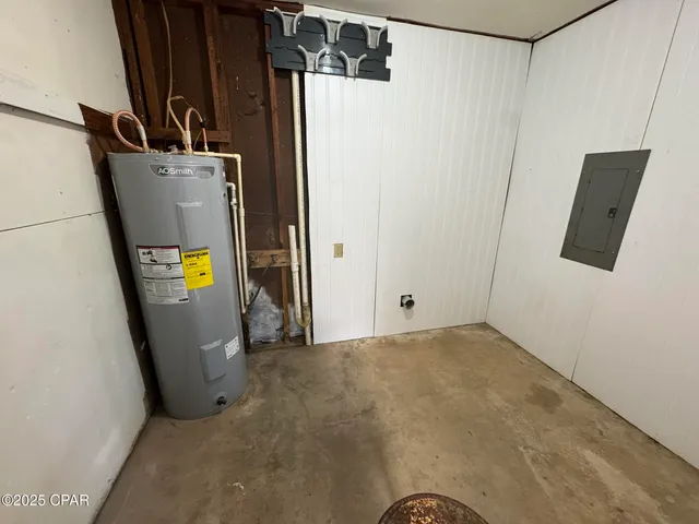 $169,900 | 8126 Adams Street, Sneads, FL 32460