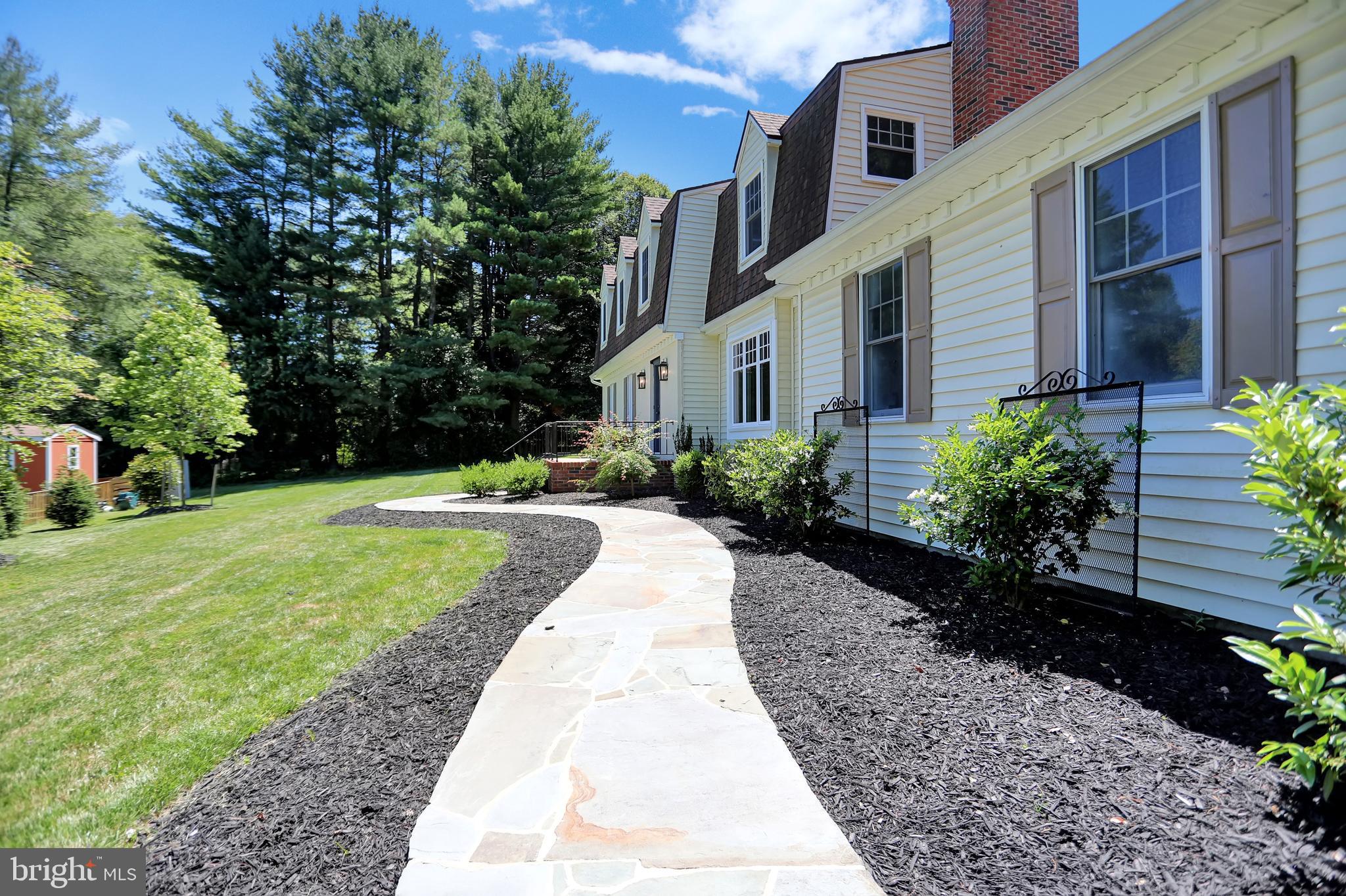 1813 Thornton Ridge Road Baltimore, MD 21204 - Photo 2 of 42