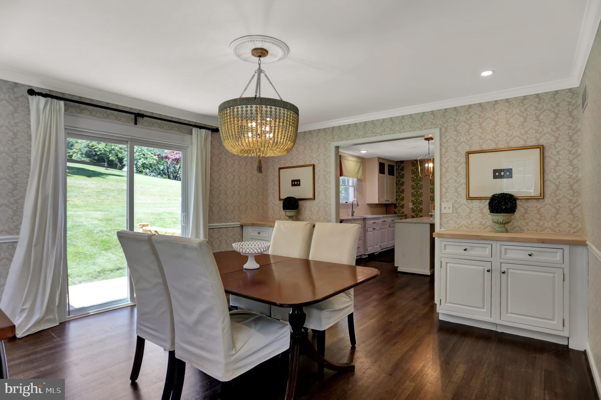 1813 Thornton Ridge Road Baltimore, MD 21204 - Photo 11 of 42 Dining Room