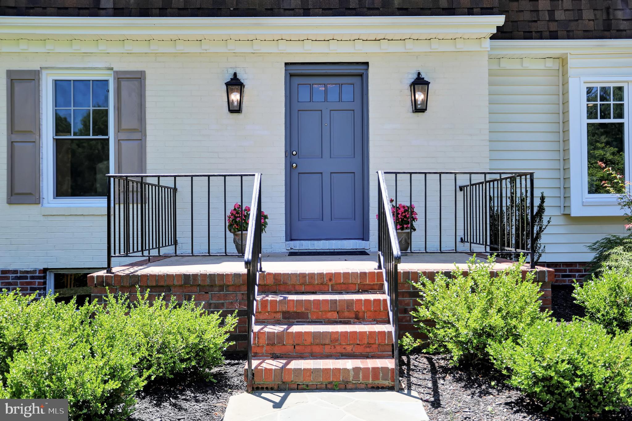 1813 Thornton Ridge Road Baltimore, MD 21204 - Photo 3 of 42