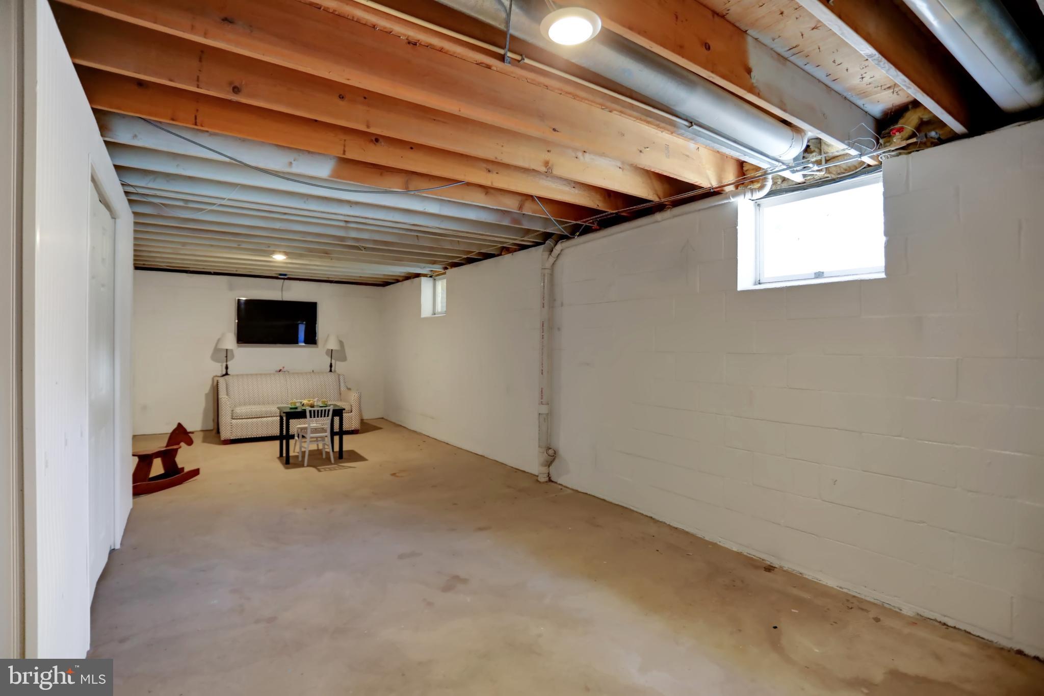 1813 Thornton Ridge Road Baltimore, MD 21204 - Photo 37 of 42
