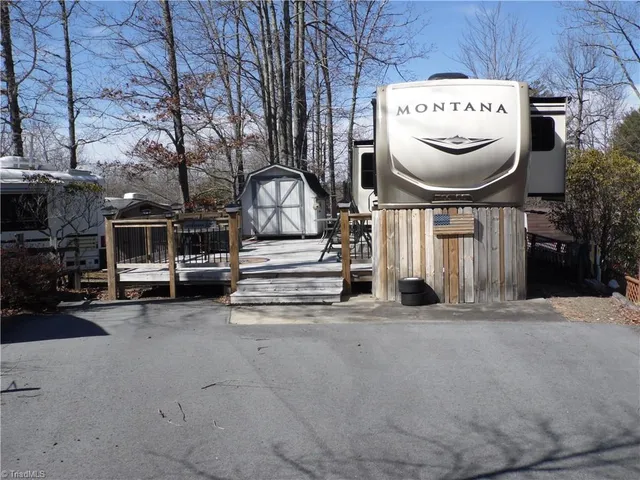 $49,900 | 184 Club House Drive, Ennice, NC 28623