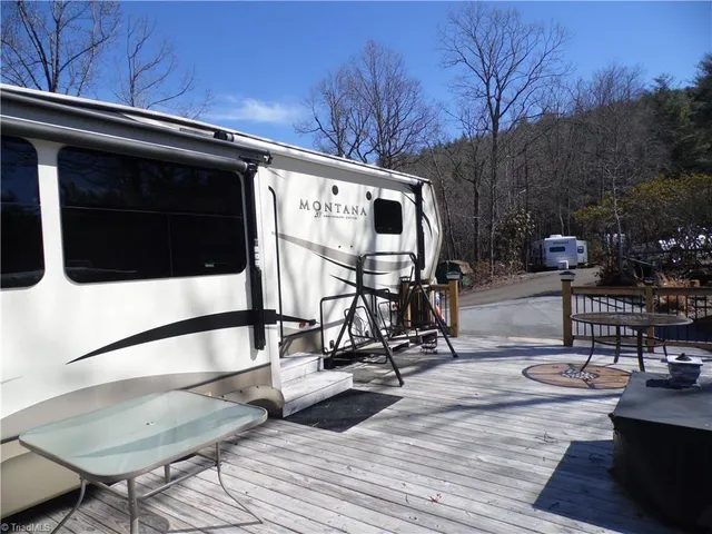 $49,900 | 184 Club House Drive, Ennice, NC 28623