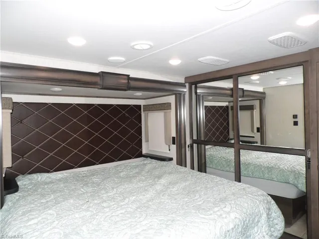 $49,900 | 184 Club House Drive, Ennice, NC 28623