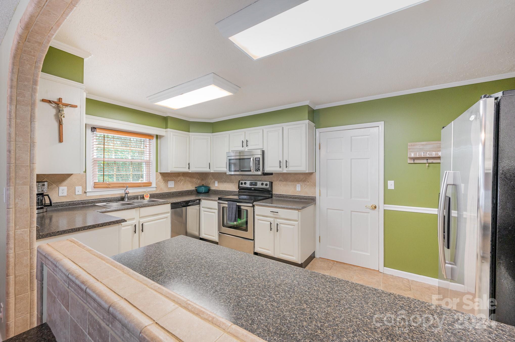 802 Charles Road Shelby, NC 28152 - Photo 8 of 28 Gallery Image 8