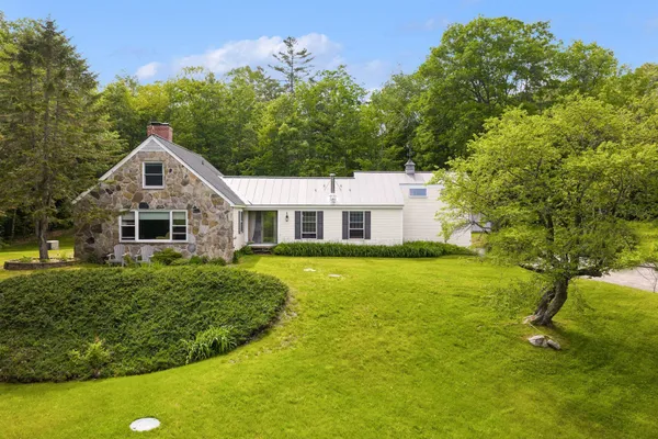 $685,000 | 1834 Tyson Road, Reading, VT 05062