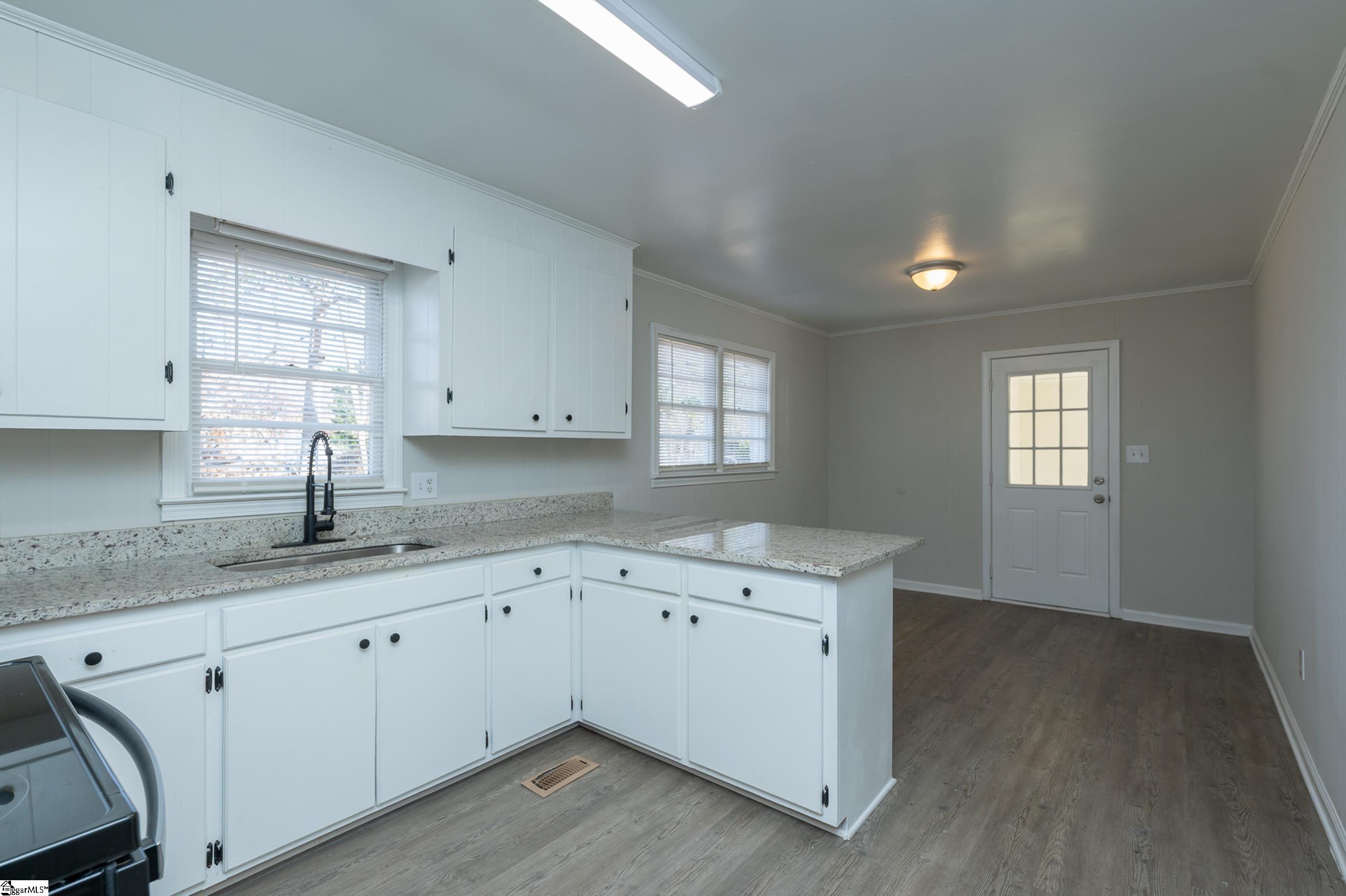 111 Susan Avenue Honea Path, SC 29654 - Photo 14 of 27