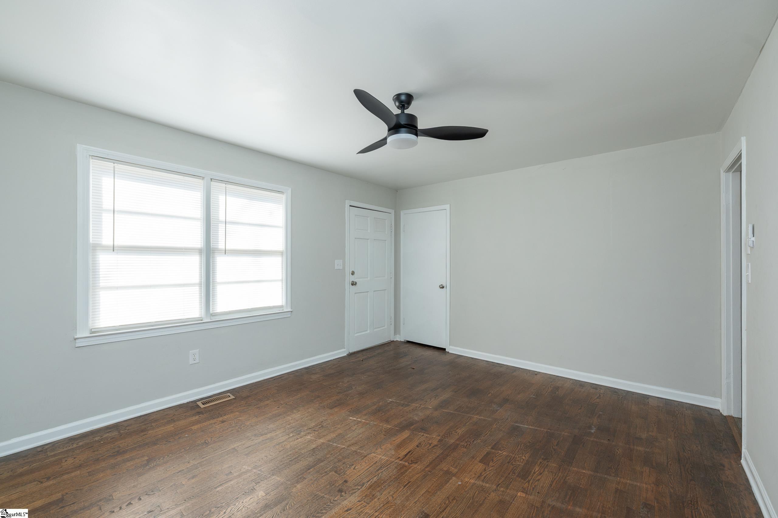 111 Susan Avenue Honea Path, SC 29654 - Photo 4 of 27