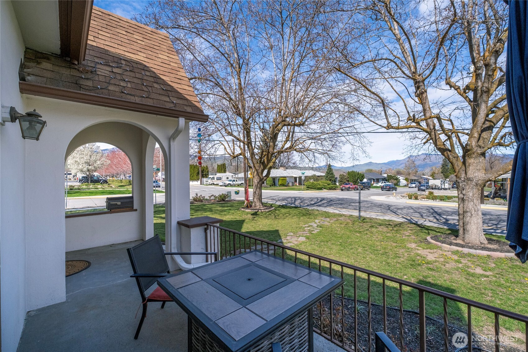 841 Red Apple Road Wenatchee, WA 98801 - Photo 6 of 38