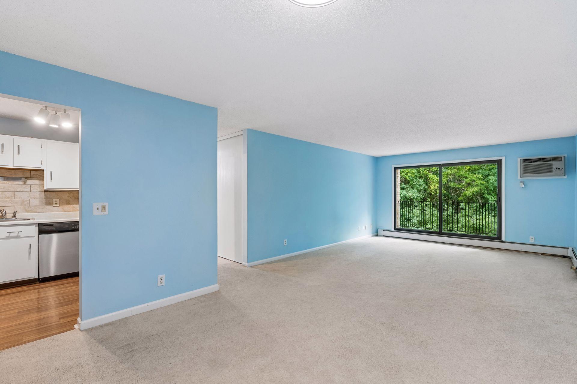 1887 Silver Bell Road, Unit 214 Eagan, MN 55122 - Photo 10 of 35