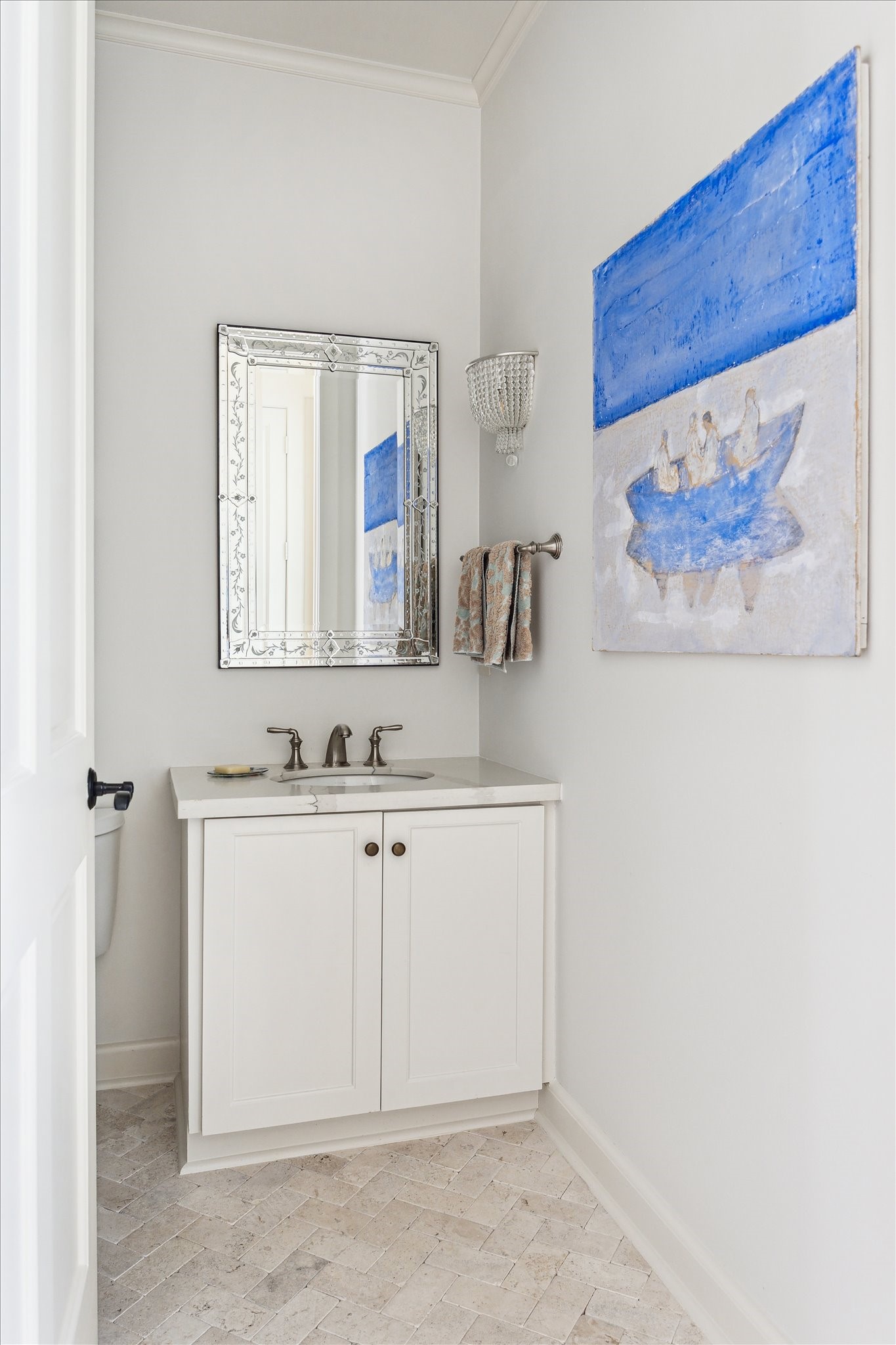 1804 Bolsover Street Houston, TX 77005 - Photo 34 of 46 Half-bath #3 is off of the 2nd floor family room.