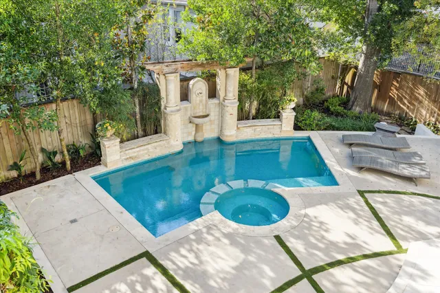 $2,895,000 | 1804 Bolsover Street, Houston, TX 77005