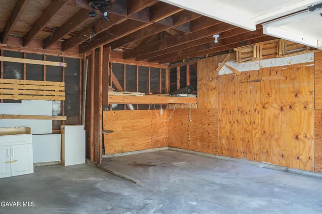 $3,250 | 3063 Randolph Street, Huntington Park, CA 90255
