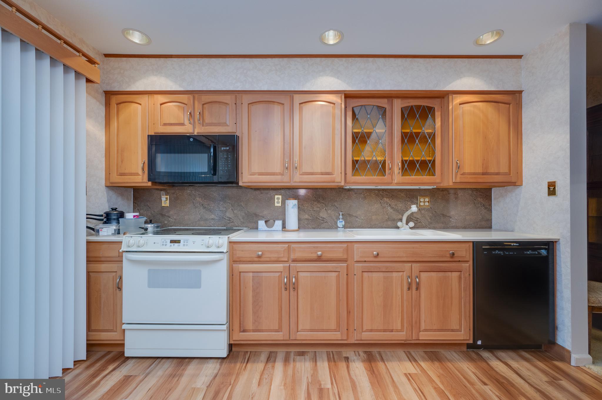 146 Merion Lane Reading, PA 19607 - Photo 9 of 36