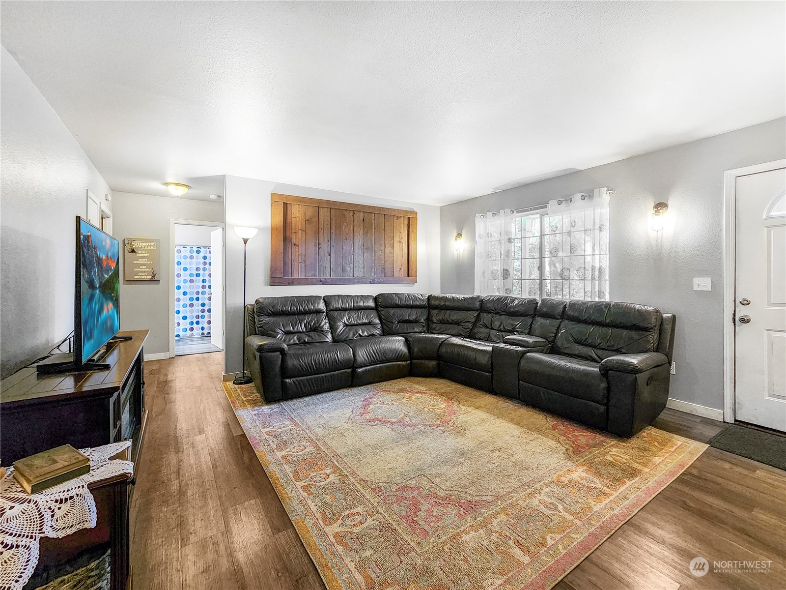 18341 Elderberry Street Southwest Rochester, WA 98579 - Photo 5 of 37 Gallery Image 5