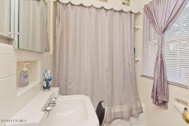 199 North Cassingham Road Bexley, OH 43209 - Photo 21 of 35